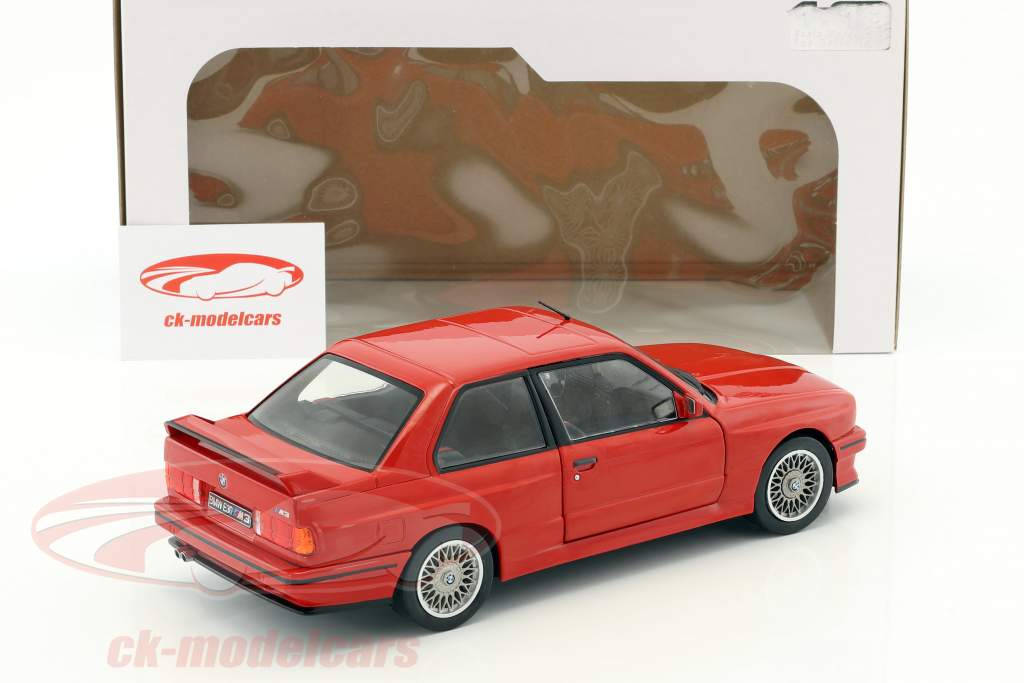 BMW M3 E30 Opførselsår 1986 rød 1:18 Solido