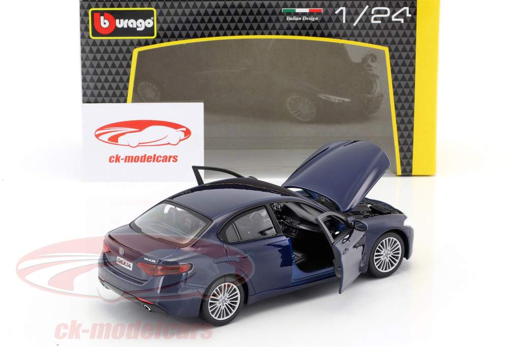 Bburago 1 24 Alfa Romeo Giulia Baujahr 2016 Blau Metallic