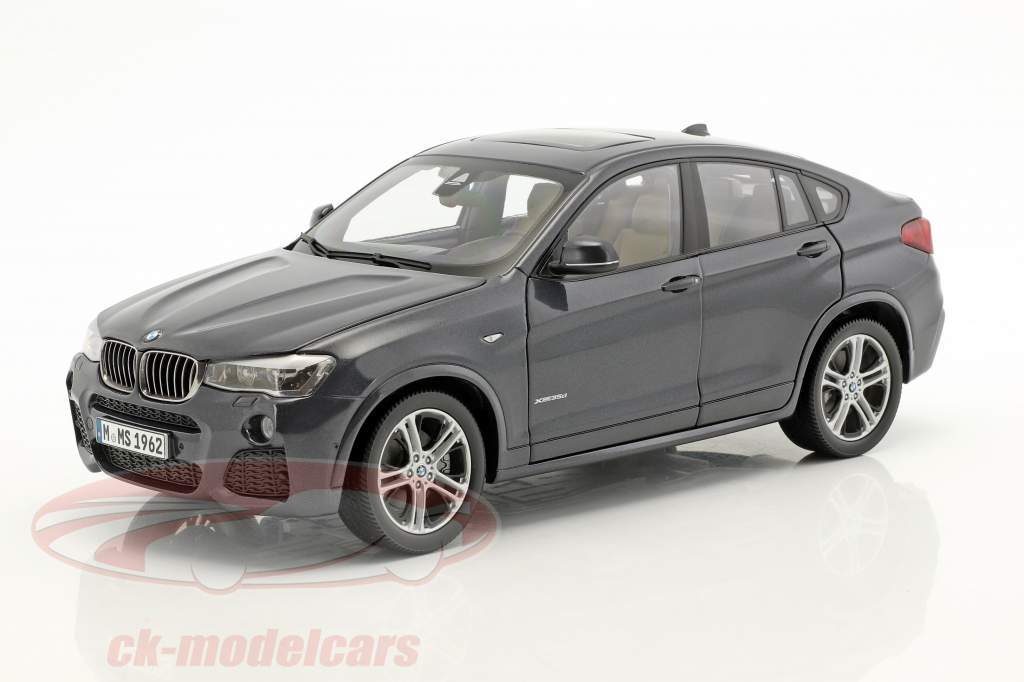 BMW X4 F26 Baujahr 2014 sophisto grau metallic 1:18 ParagonModels