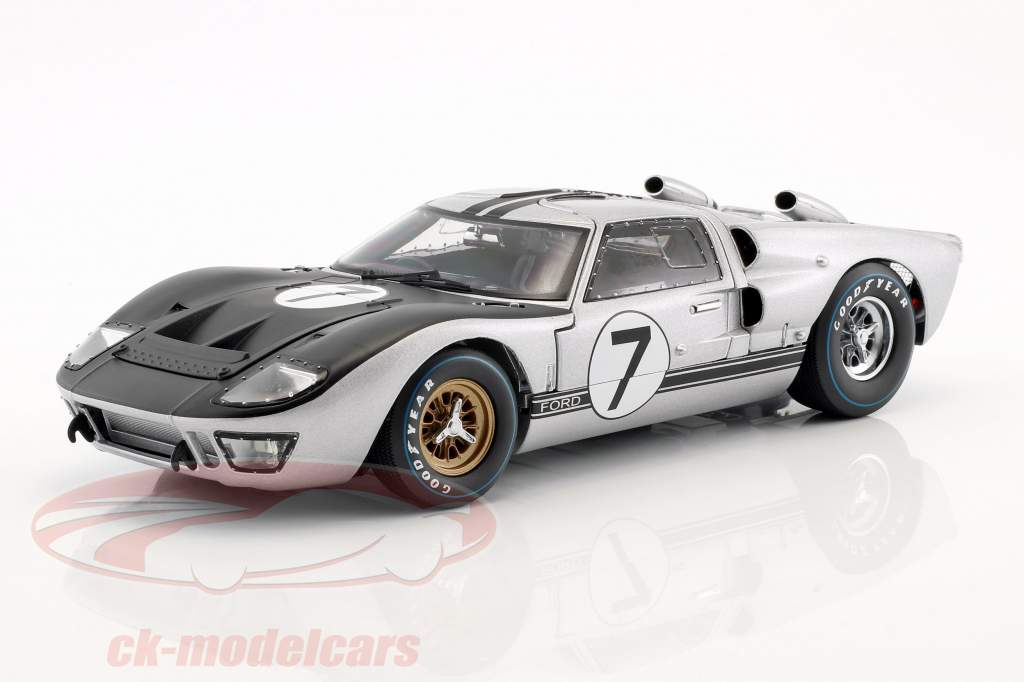 Ford GT40 Mk II #7 24h LeMans 1966 Hill, Muir 1:18 ShelbyCollectibles