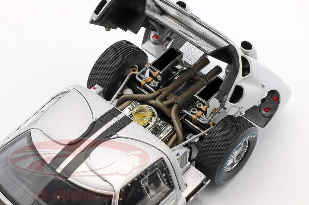 Ford GT40 Mk II #7 24h LeMans 1966 Hill, Muir 1:18 ShelbyCollectibles