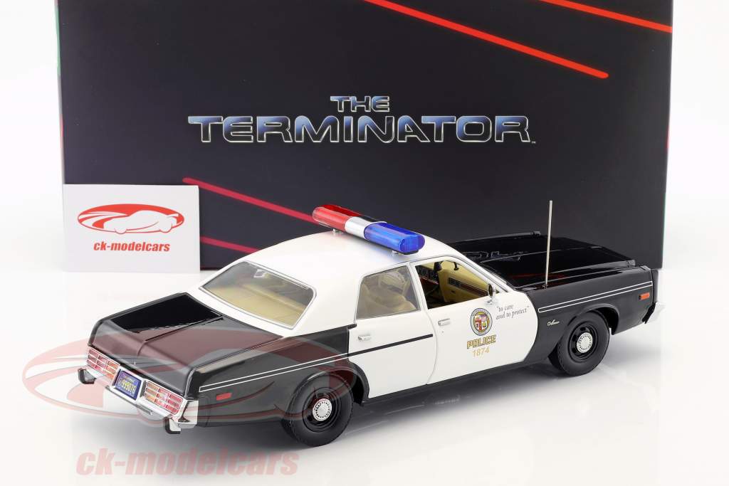 Dodge Monaco Metropolitan Police year 1977 Movie Terminator (1984) with T-800 figure 1:18 Greenlight