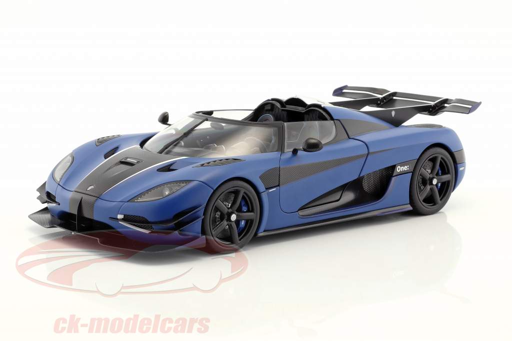 Koenigsegg One:1 with removable Top year 2014 blue / black / white 1:18 AUTOart