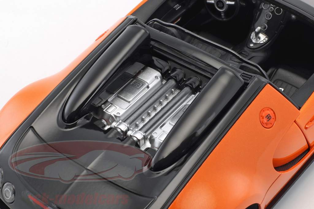 Bugatti Veyron 16.4 Grand Sport Vitesse appelsin / sort 1:18 Rastar