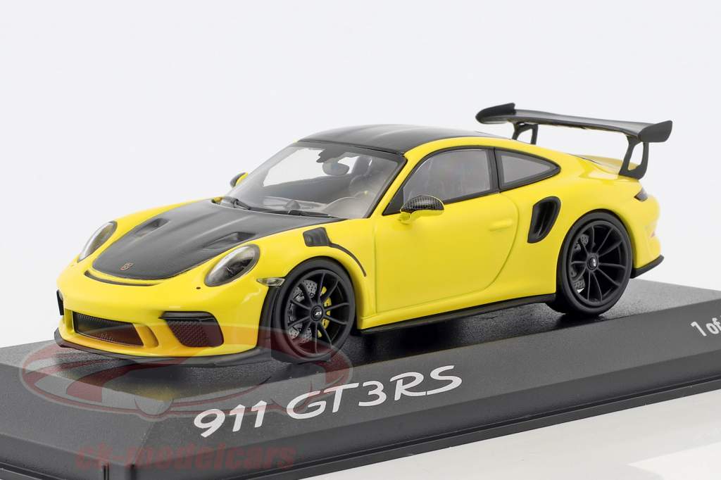 Porsche 911 (991 II) GT3 RS Weissach package year 2018 yellow / black 1:43 Minichamps