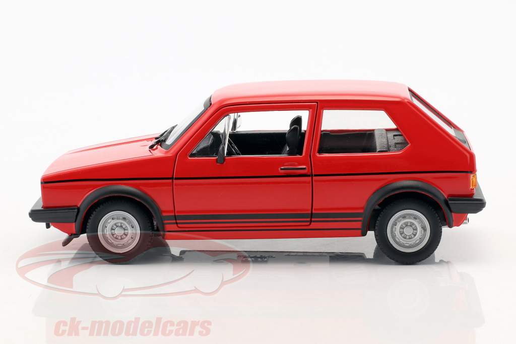 Volkswagen VW Golf Mk1 GTI année de construction 1979 rouge 1:24 Bburago