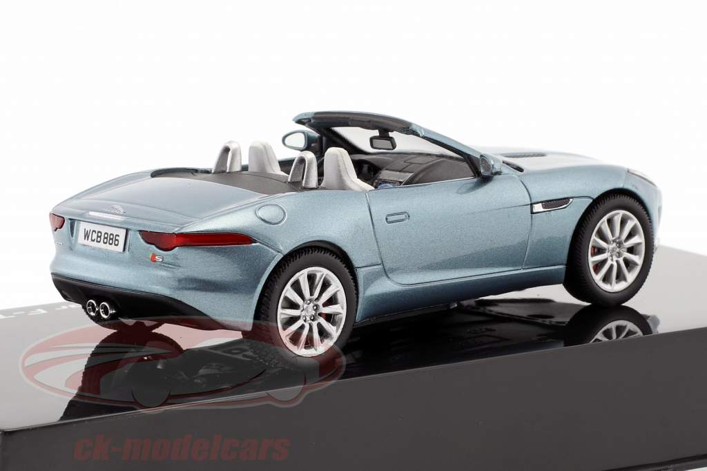 Jaguar F-Type V8-S Cabriolet Baujahr 2013 satellit grau 1:43 Ixo