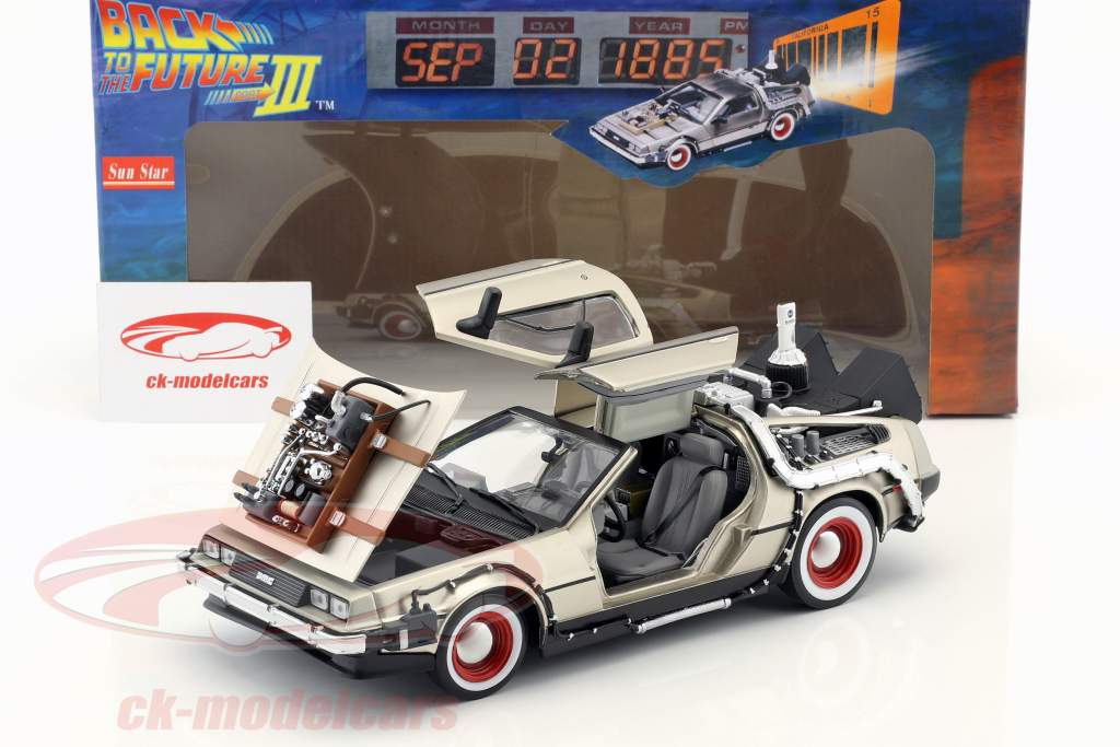 Zurück in die Zukunft 2: DeLorean DMC-12 Modellauto, 1:24 Time
