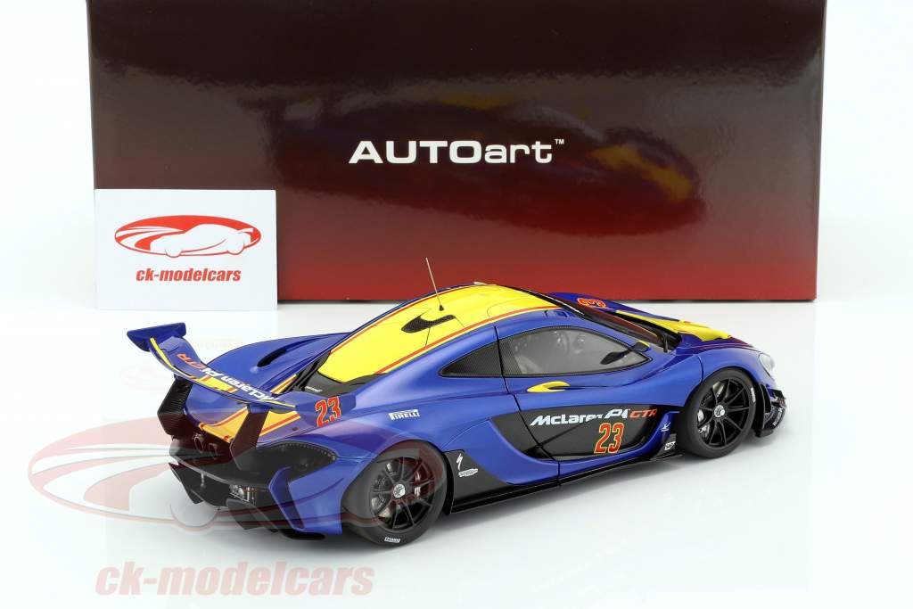 McLaren P1 GTR anno di costruzione 2015 blu metallico / giallo 1:18 AUTOart