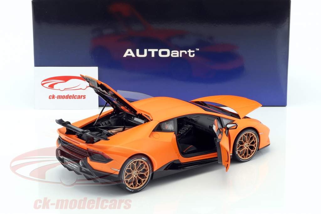 Lamborghini Huracan Performante year 2017 anthaeus orange 1:18 AUTOart