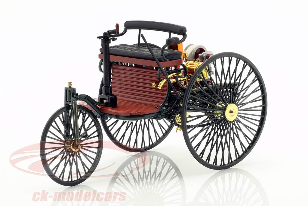 Mercedes-Benz Patent Motorwagen opført i 1886 green 1:18 Norev