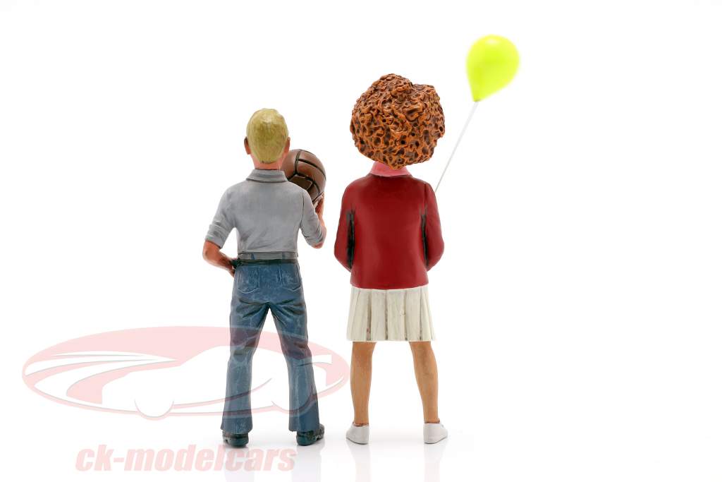 Figure Set 2 children with balloon and ball 1:18 LeMansMiniatures