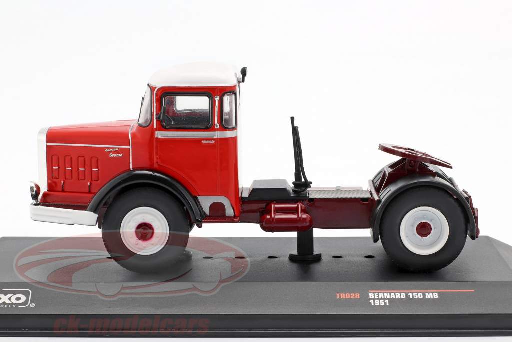 Bernard 150 MB lastbil Opførselsår 1951 rød / hvid 1:43 Ixo