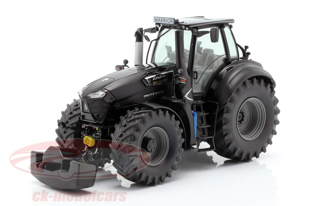 Deutz-Fahr 9340 TTV Warrior Traktor schwarz 1:32 Schuco