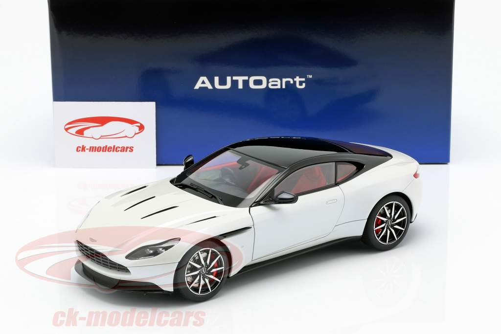 AUTOart Aston Martin DB11 ホワイト 1/18