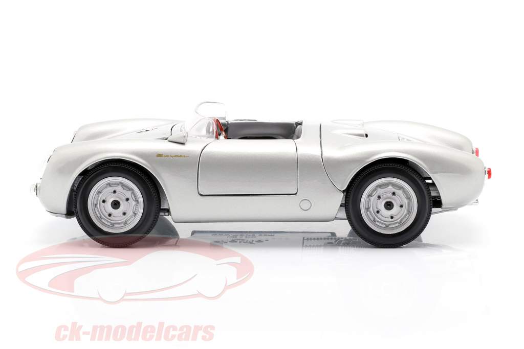 Porsche 550 A Spyder Year 1950 silver 1:18 Maisto