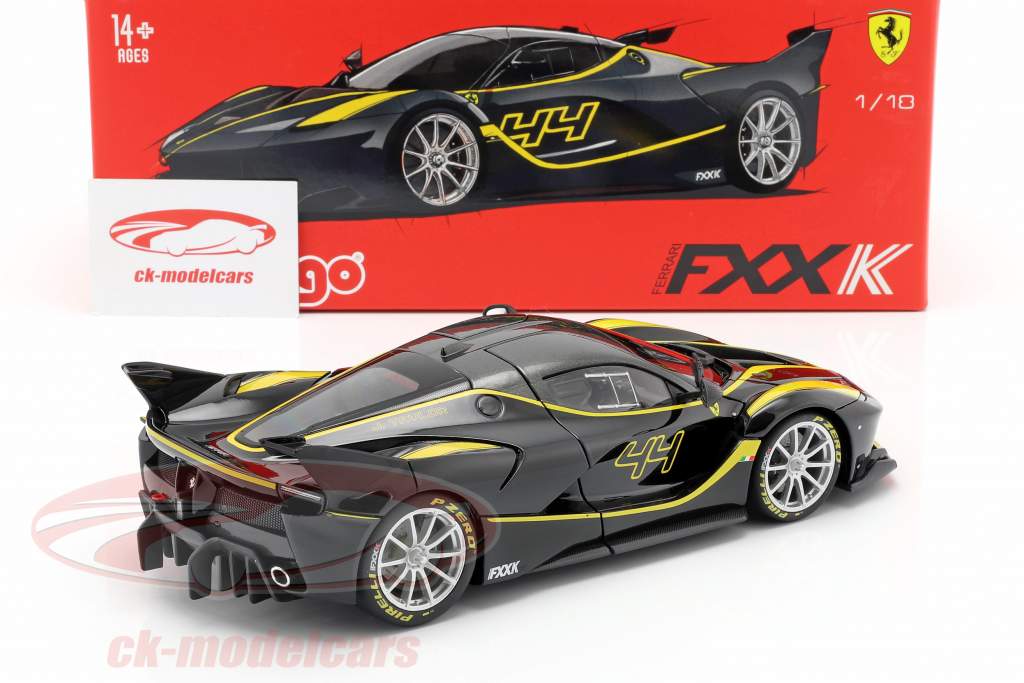 Ferrari FXX-K #44 黒 1:18 Bburago Signature