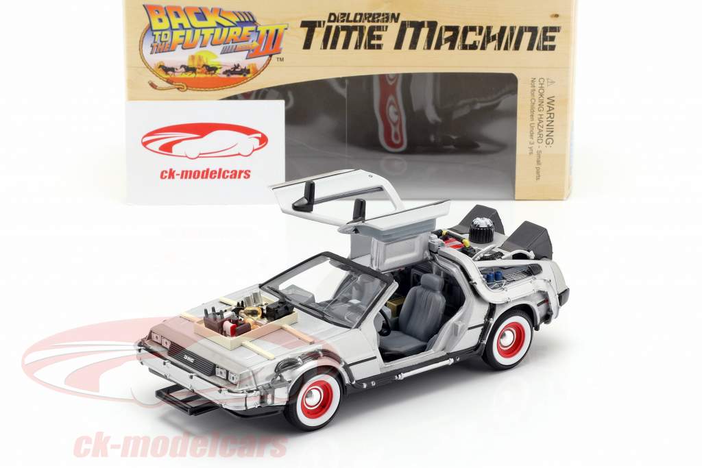 DeLorean Time Machine Back to the Future III 1:24 Welly