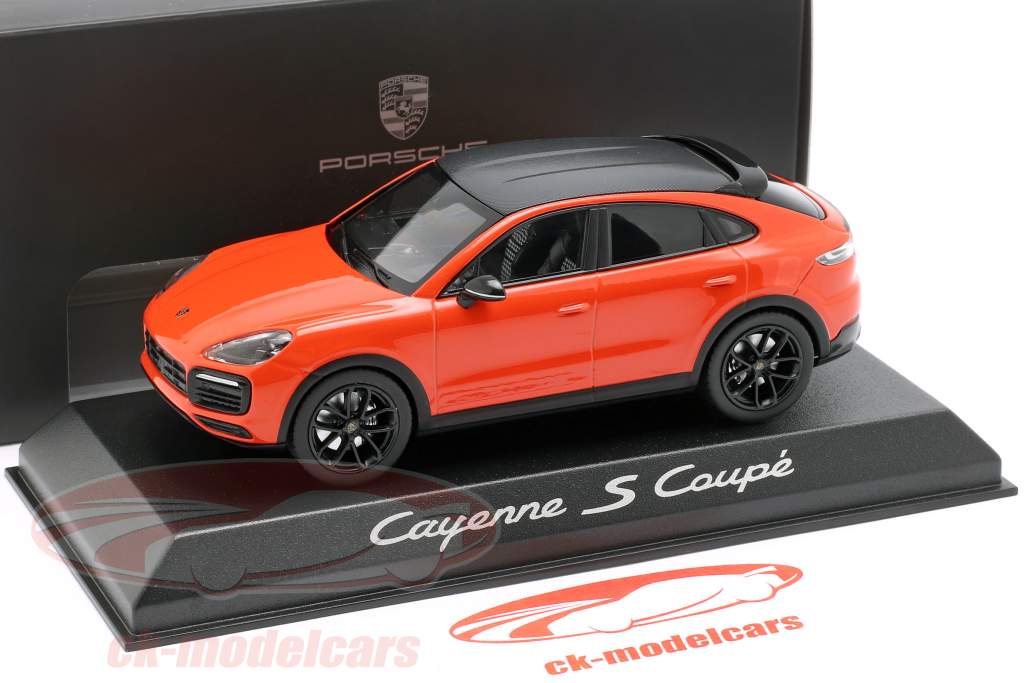 Porsche Cayenne S coupé année de construction 2019 orange 1:43 Norev