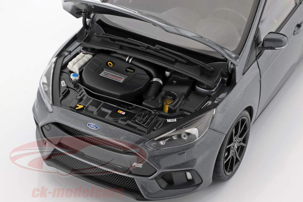 Ford Focus RS Opførselsår 2016 stealth grå 1:18 AUTOart