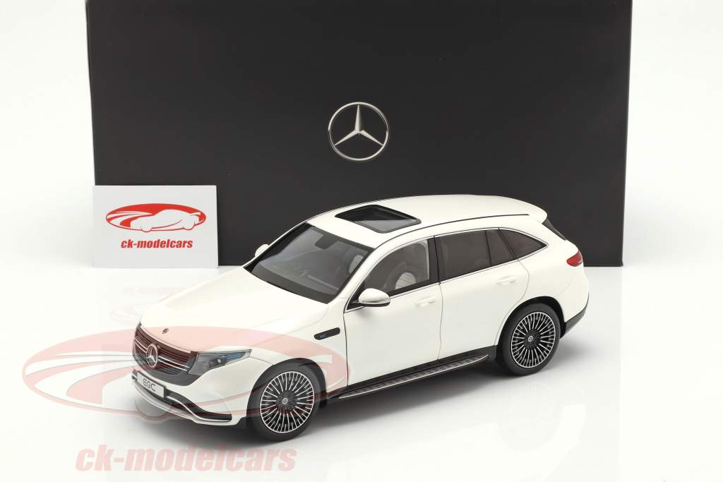 Mercedes-Benz EQC 4Matic (N293) Год постройки 2019 бриллиант белый 1:18 NZG