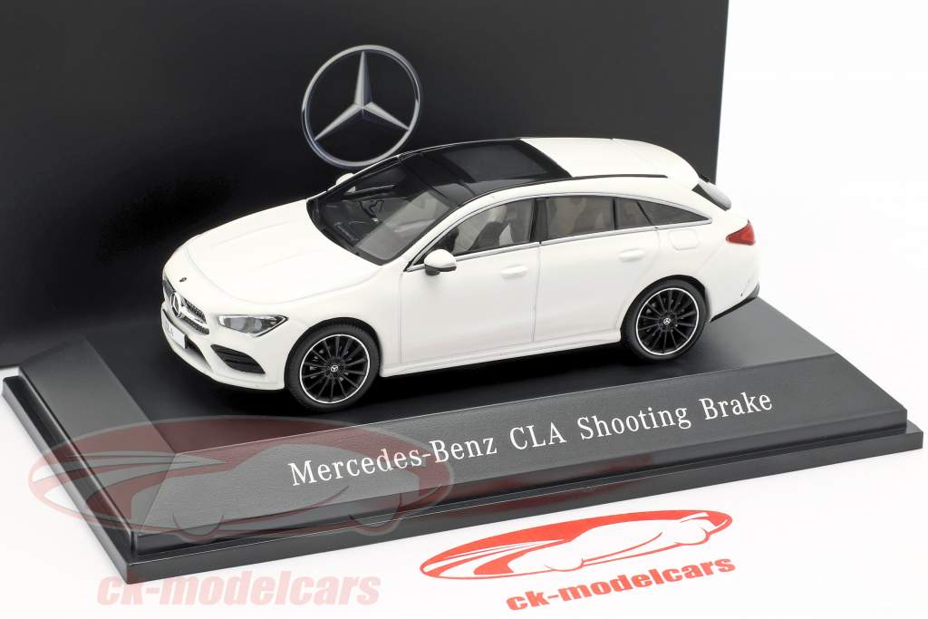 Mercedes-Benz CLA Shooting Brake (X118) 建造年份 2019 极地白 1:43 Spark