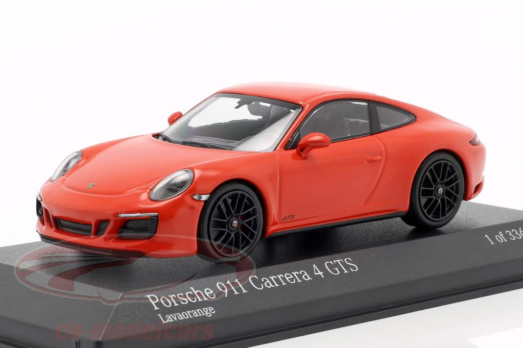 Porsche 911 (991 II) Carrera 4 GTS ano de construção 2017 lava laranja 1:43 Minichamps