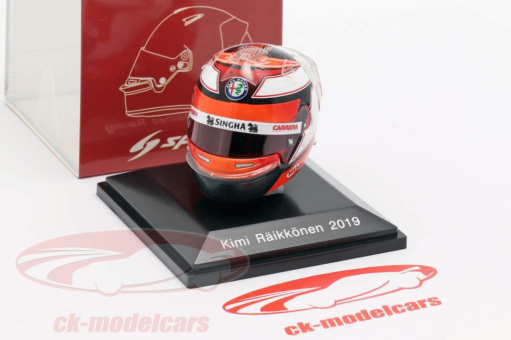 Kimi Räikkönen #7 Alfa Romeo Racing formula 1 2019 helmet 1:8 Spark