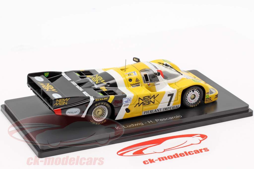 Porsche 956B #7 勝者 24h LeMans 1984 Pescarolo, Ludwig 1:43 Spark