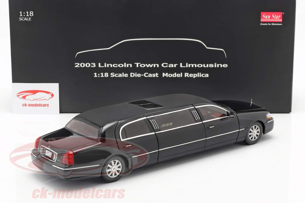Sun Star Models 1 18 Lincoln Town Car Limousine Annee De Construction 2003 Noir 4202 Modele Voiture 4202 657440042024