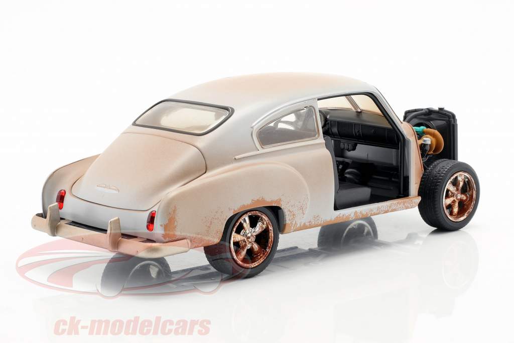 Fast and Furious 8 Doms Chevy Fleetline 1:24 Scale Jada 98294 