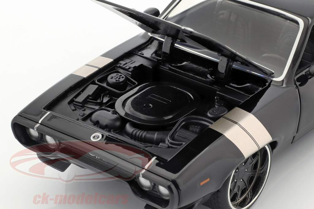 Dom's Plymouth GTX Fast and Furious 8 2017 schwarz 1:24 Jada Toys