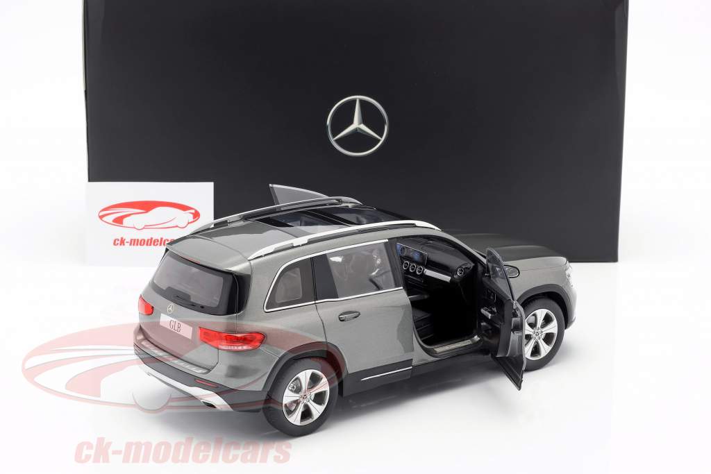 Mercedes-Benz GLB X247 grigio montagna 1:18 Z-Models