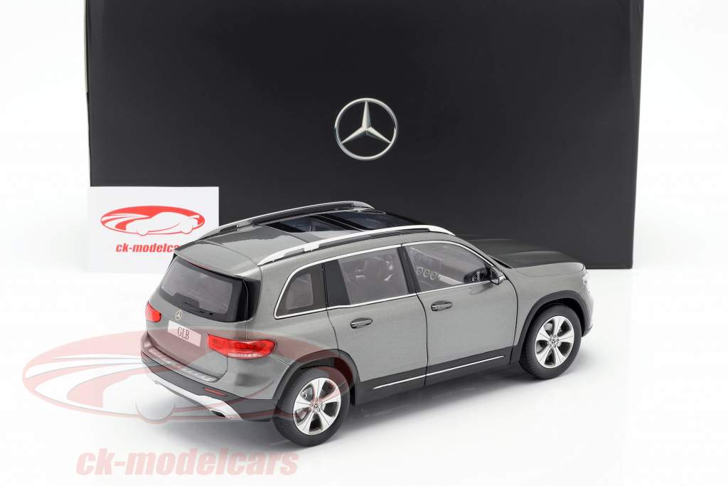 Mercedes-Benz GLB X247 grigio montagna 1:18 Z-Models
