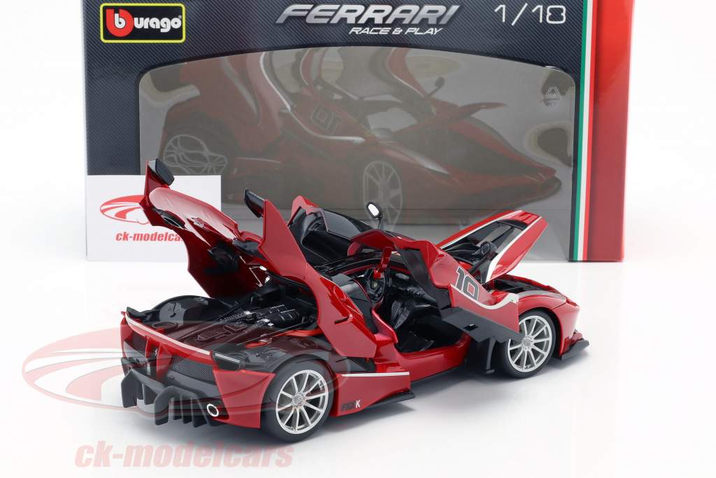 Ferrari FXX-K #10 rød / sort 1:18 Bburago