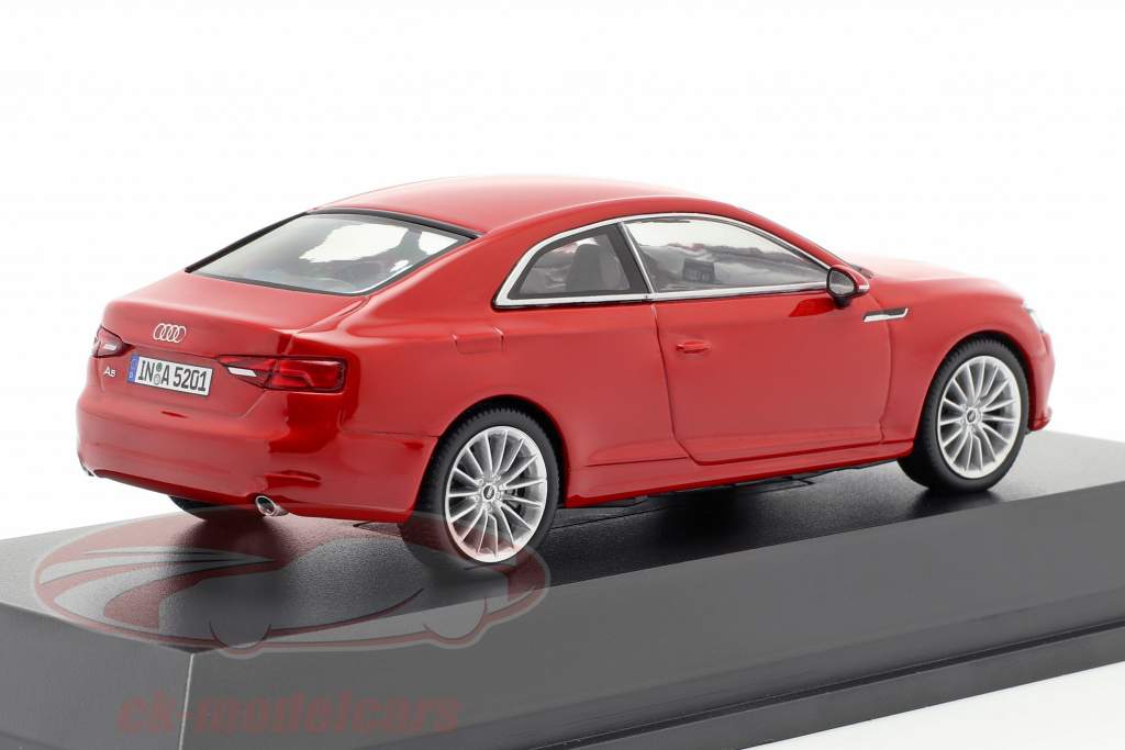 Audi A5 Coupe tango rood 1:43 Spark