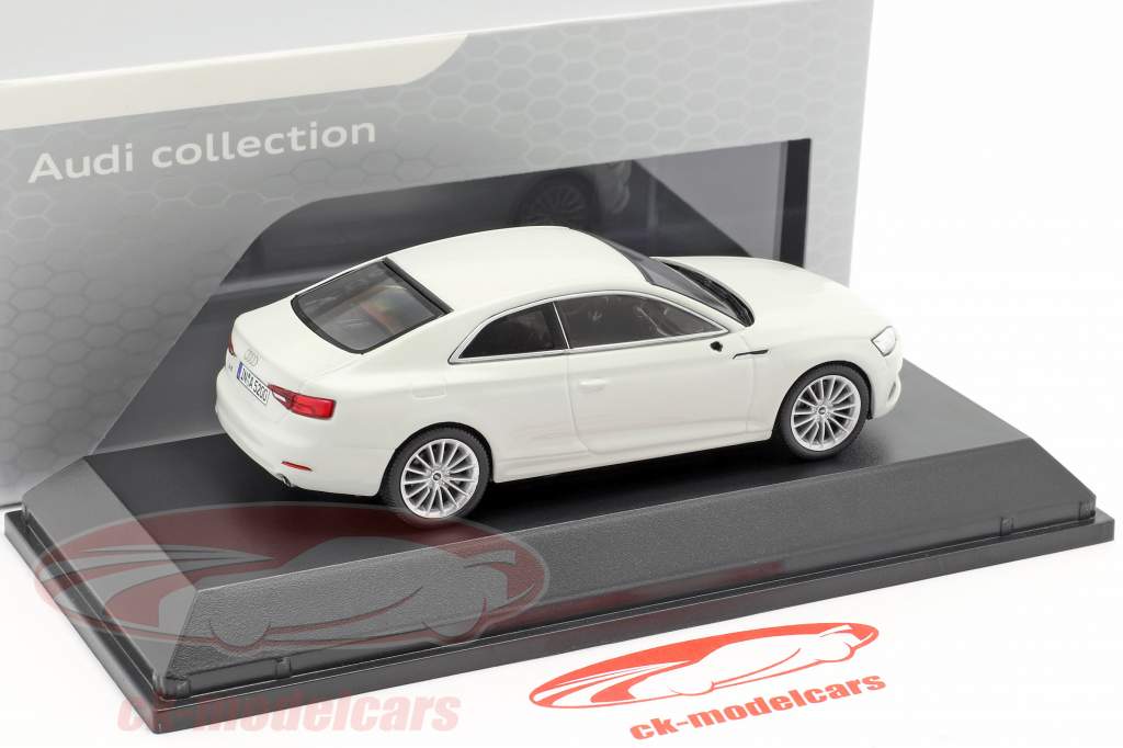 Audi A5 Coupe 冰川 白 1:43 Spark