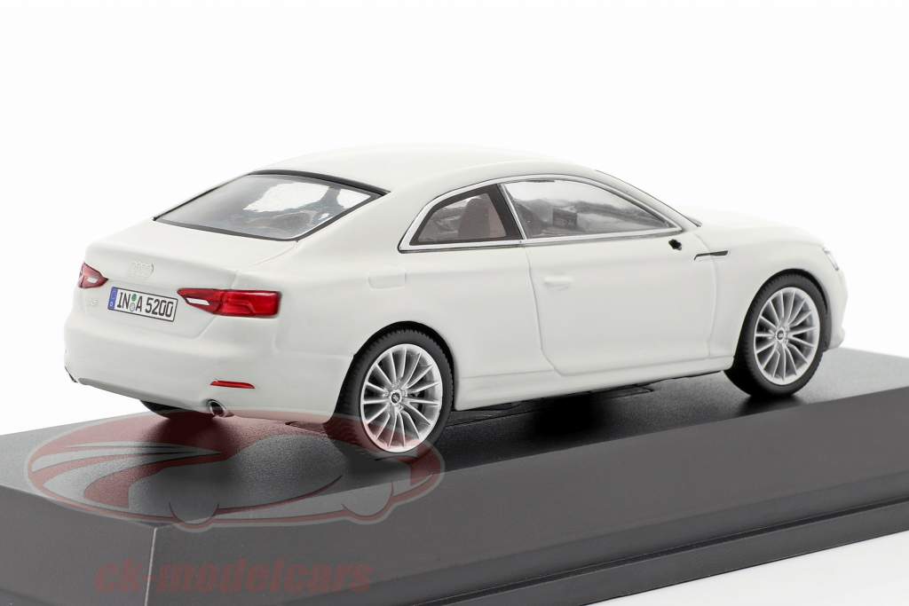 Audi A5 Coupe geleira branco 1:43 Spark