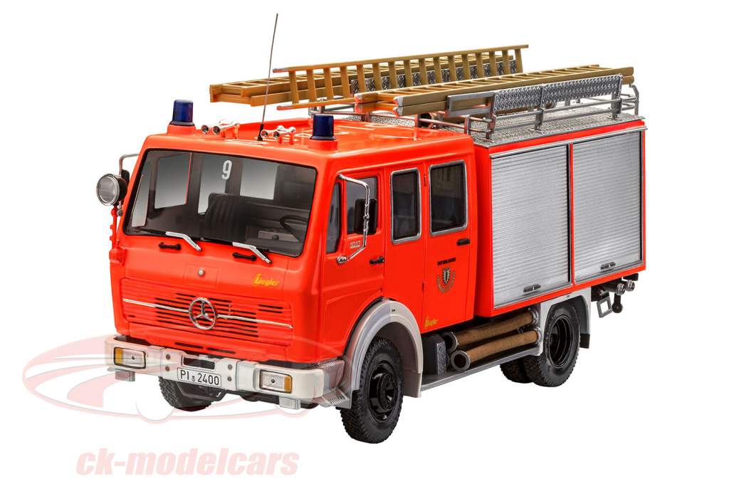 Mercedes-Benz 1017 LF 16 bombeiros estojo 1:24 Revell