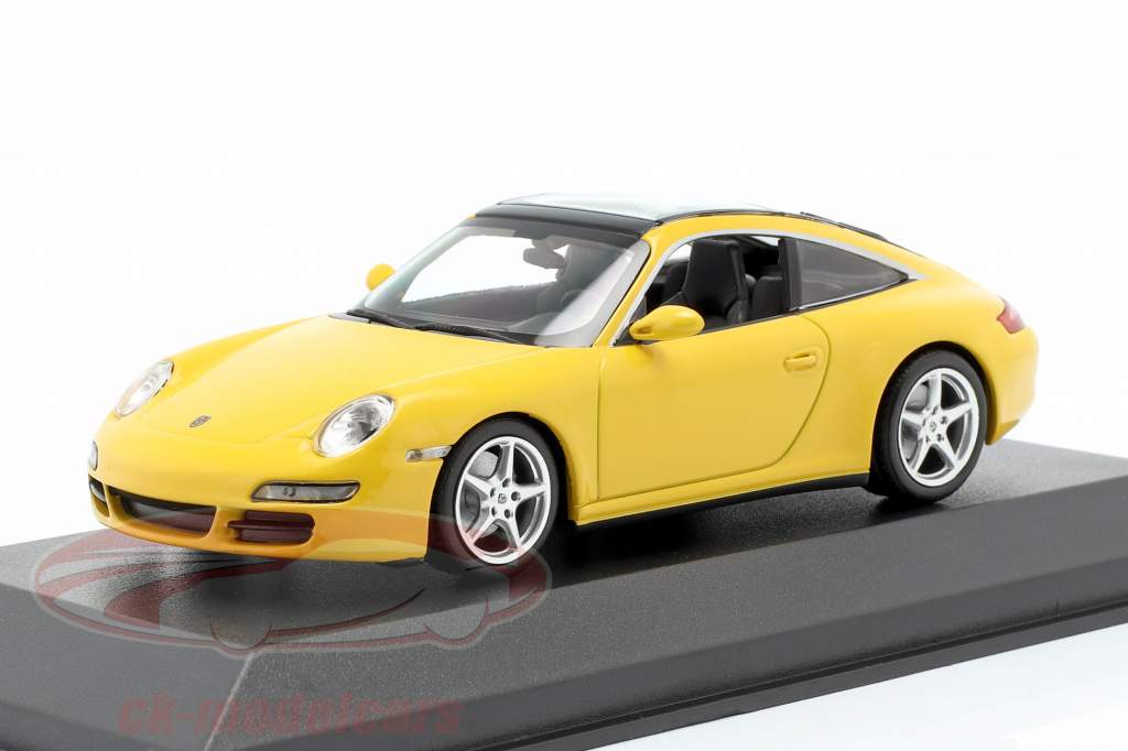 Porsche 911 (997) Targa Baujahr 2006 gelb 1:43 Minichamps