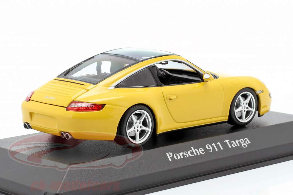 Porsche 911 (997) Targa ano de construção 2006 amarelo 1:43 Minichamps