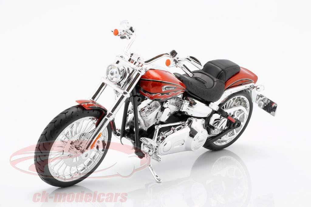 Harley Davidson CVO Breakout anno di costruzione 2014 arancione metallico 1:12 Maisto