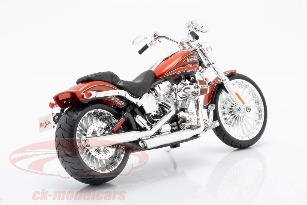 Harley Davidson CVO Breakout année de construction 2014 orange métallique 1:12 Maisto