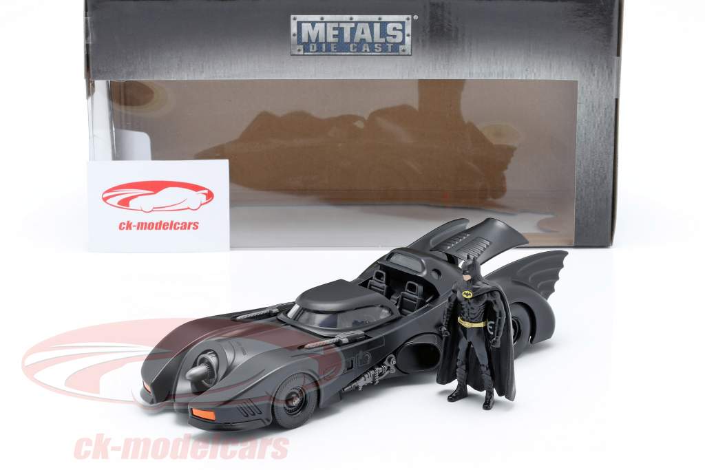 Batman 1989 Batmobile & Batman 1-24 Scale New in Box Jada 98260 