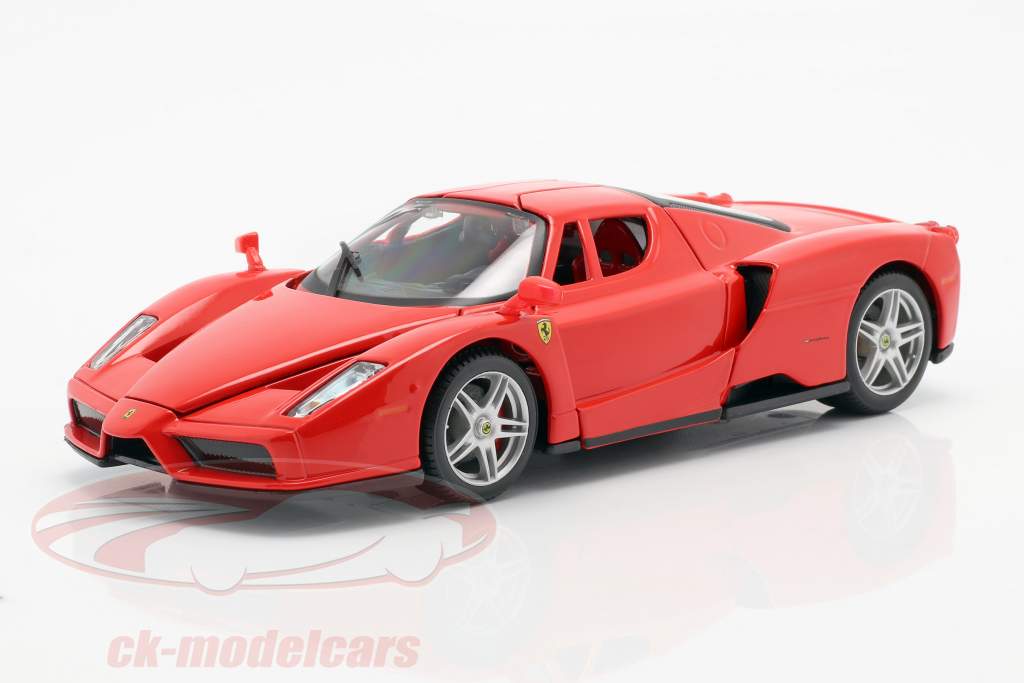 Ferrari Enzo 建設年 2002-2004 赤 1:24 Bburago