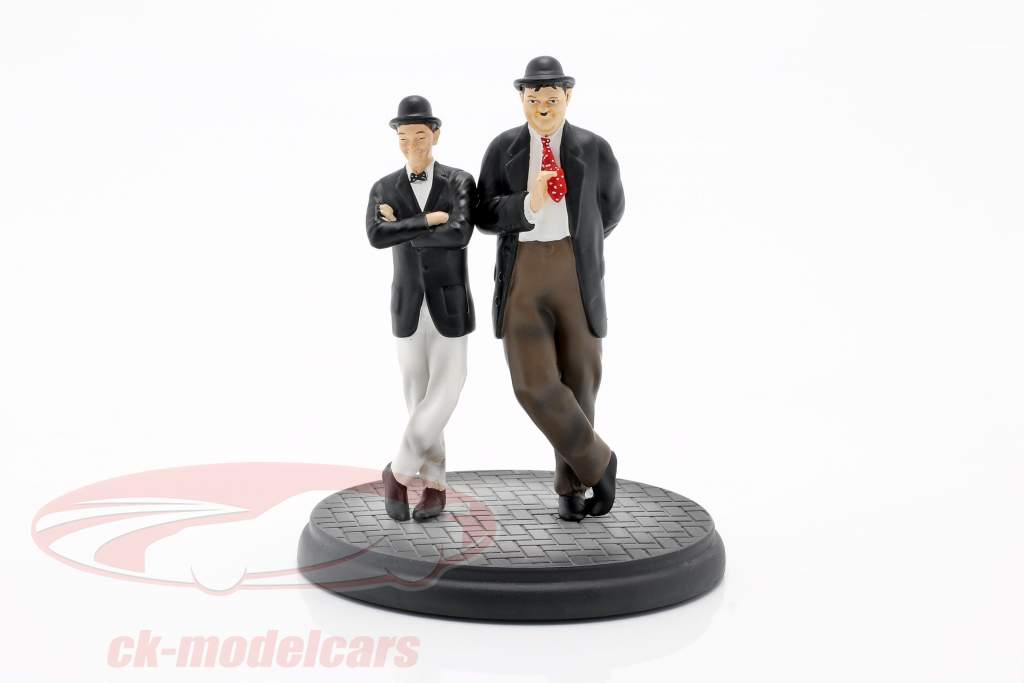 Sun Star Models 1 24 Ford Model T Baujahr 1925 Mit 2 Figuren Laurel Hardy 1905 Modellauto 1905 657440019057