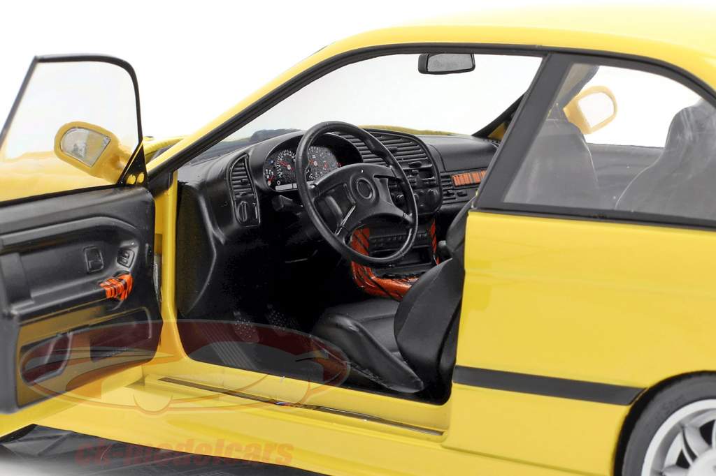 BMW M3 Coupe (E36) Ano de construção 1994 Dakar amarelo 1:18 Solido