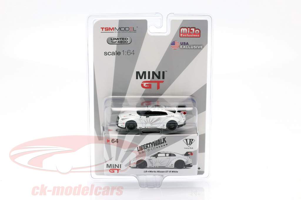 LB Works Nissan GT-R (R35) Type 1 LHD white in blister 1:64 TrueScale