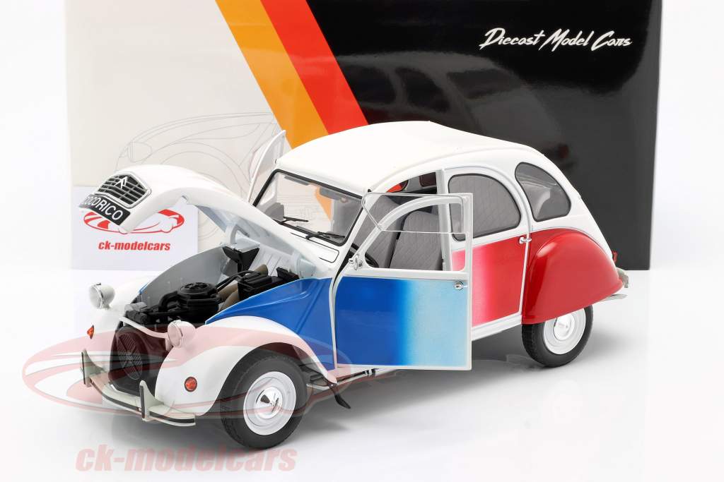 602-001 Z MODELS 1/12 シトロエン 2CV COCORICO Soccer and duck: The