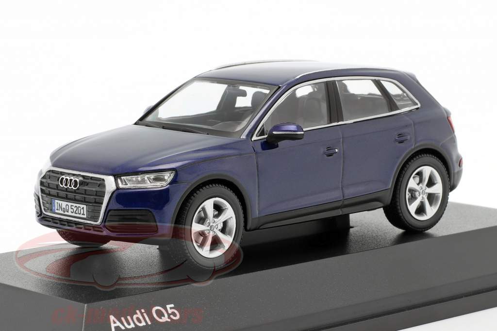Audi Q5 navarra blau 1:43 iScale